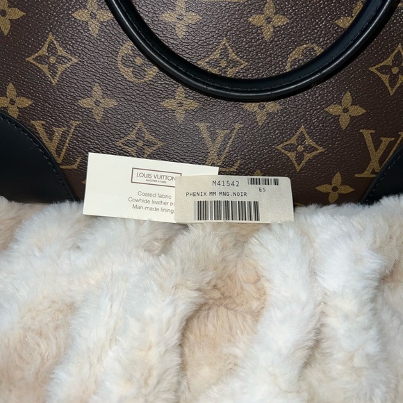 Louis Vuitton Phenix MM monogram purse- AUTHENTIC - Picture 10 of 12